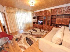 Tineretului, C.R. Motru, metrou